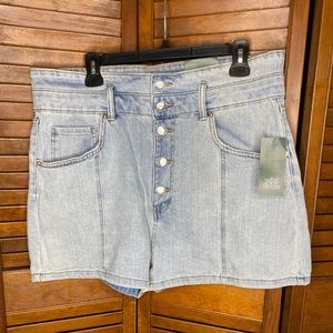 Wild Fable Highest Rise Shorts Womens Size 16